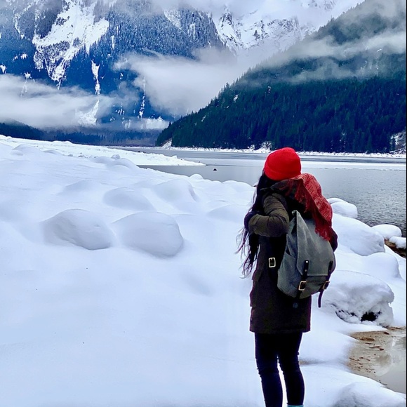 Meet your Posher, Jen - Picture 2 of 2